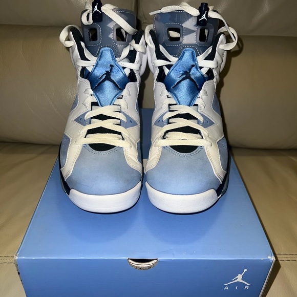 Authentic Mens exclusive Air Jordan retro 6 UNC University - Picture 2 of 5